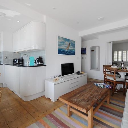 Starfish Apartment Lyme Regis Exterior photo
